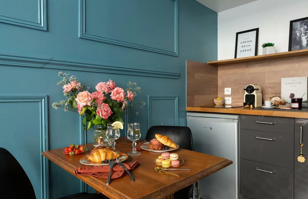 Artisan Lofts Near Marais-1