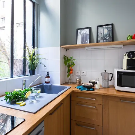 Artisan Lofts Near Marais-2